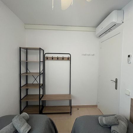 Apartamentos Ct Салоу Екстериор снимка