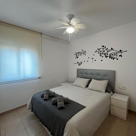Apartamentos Ct Салоу Екстериор снимка