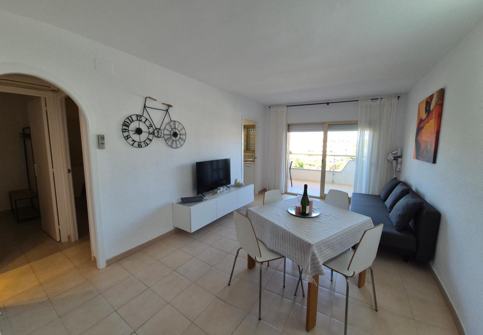 Apartamentos Ct Салоу Екстериор снимка